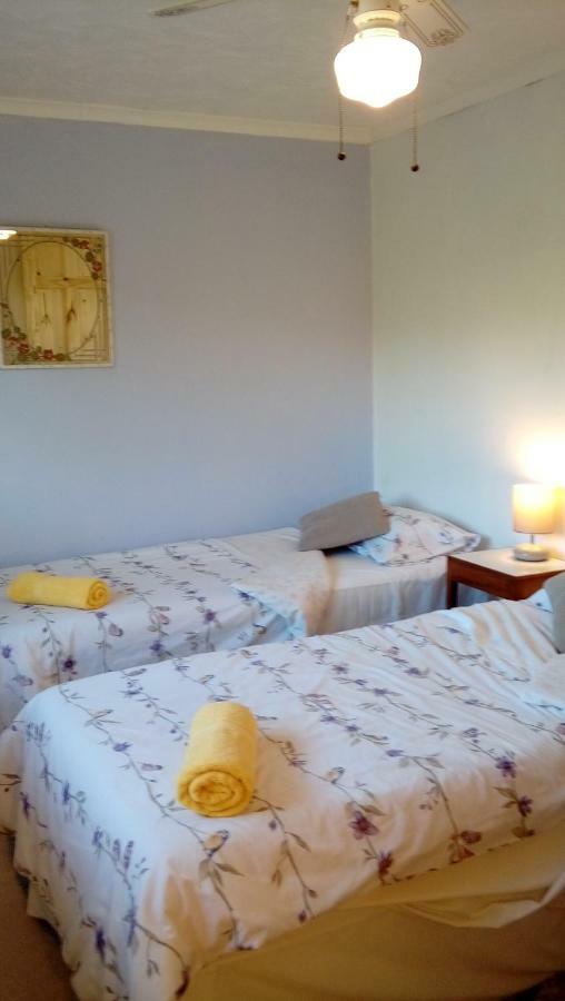 Lavender House Hotel Bridgend  Ngoại thất bức ảnh